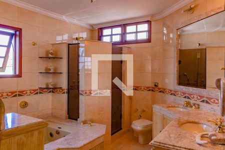 Casa à venda com 266m², 3 quartos e 3 vagasBanheiro