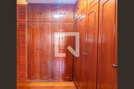 Casa à venda com 266m², 3 quartos e 3 vagasQuarto 4