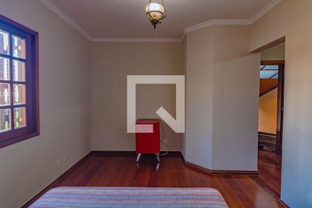 Casa à venda com 266m², 3 quartos e 3 vagasQuarto 4