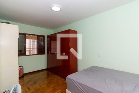 Casa à venda com 400m², 5 quartos e 2 vagas Casa à venda com 400m², 5 quartos e 2 vagasQuarto 3