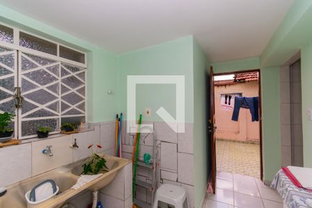 Casa à venda com 400m², 5 quartos e 2 vagas Casa à venda com 400m², 5 quartos e 2 vagasÁrea de Serviço