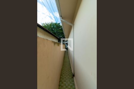 Casa à venda com 400m², 5 quartos e 2 vagas Casa à venda com 400m², 5 quartos e 2 vagasCorredor Externo