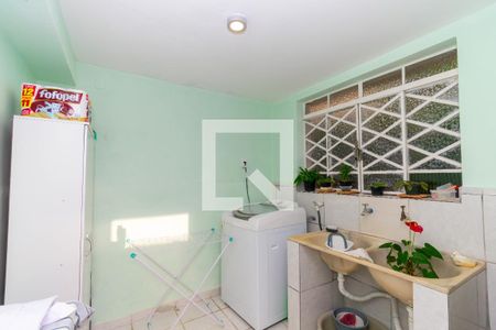 Casa à venda com 400m², 5 quartos e 2 vagas Casa à venda com 400m², 5 quartos e 2 vagasÁrea de Serviço