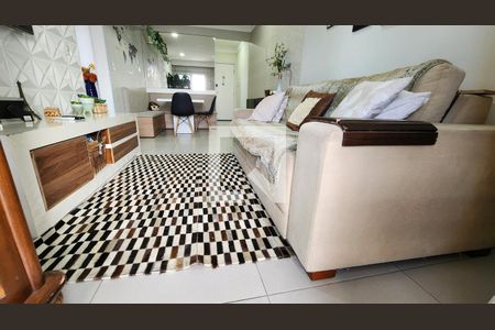 Sala de apartamento para alugar com 2 quartos, 67m² em Macuco, Santos