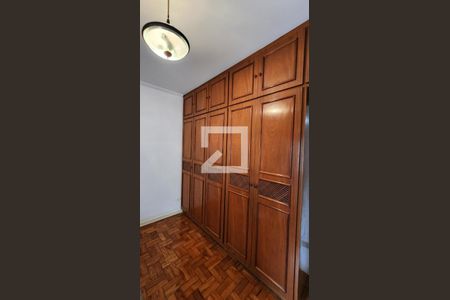 Apartamento para alugar com 219m², 2 quartos e 1 vagaQuarto 1 - Armários