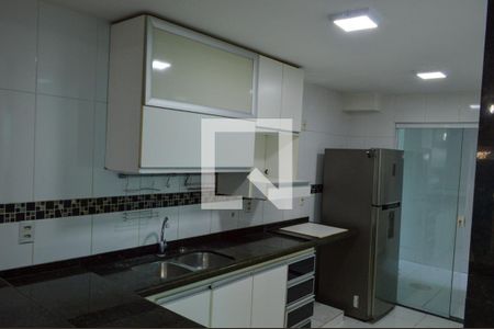 Casa à venda com 90m², 2 quartos e 1 vagaCozinha