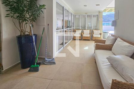 Apartamento para alugar com 215m², 3 quartos e 2 vagasÁrea de Lazer 