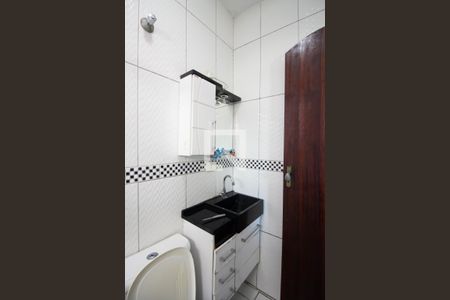 Casa para alugar com 46m², 2 quartos e sem vaga Casa para alugar com 46m², 2 quartos e sem vagaBanheiro