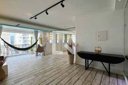 Sala de apartamento para alugar com 1 quarto, 52m² em Sítio Tamboré Alphaville, Barueri