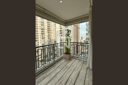 Sacada de apartamento para alugar com 1 quarto, 52m² em Sítio Tamboré Alphaville, Barueri