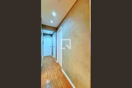 Corredor dos Dormitórios de apartamento para alugar com 3 quartos, 75m² em Picanço, Guarulhos