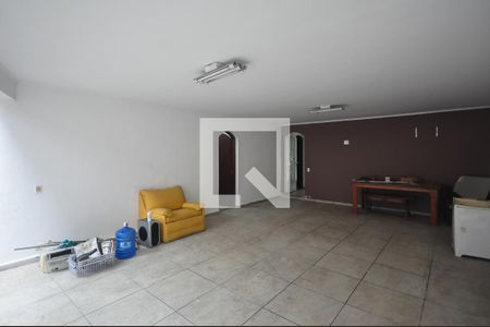 Casa à venda com 350m², 3 quartos e 6 vagasGaragem