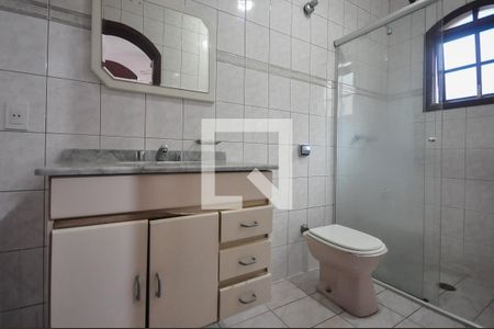 Casa à venda com 350m², 3 quartos e 6 vagasBanheiro Suíte 1