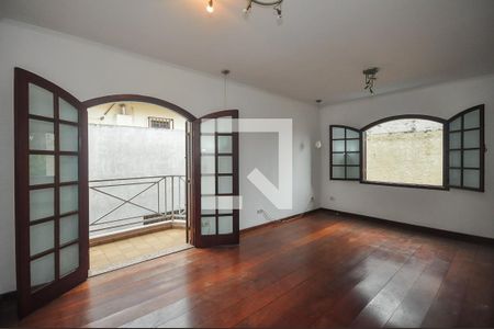 Casa à venda com 350m², 3 quartos e 6 vagasSuíte 2