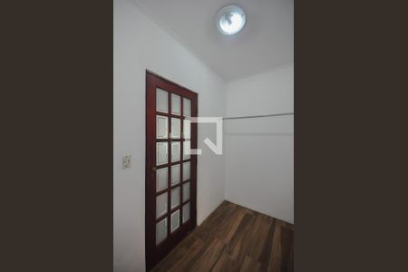 Casa à venda com 350m², 3 quartos e 6 vagasCloset da Suíte 2