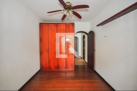 Casa à venda com 350m², 3 quartos e 6 vagasQuarto