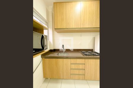 Apartamento para alugar com 75m², 2 quartos e 1 vagaCozinha