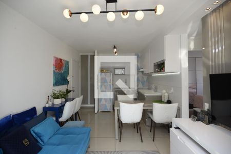 Apartamento à venda com 48m², 2 quartos e 1 vagaSala