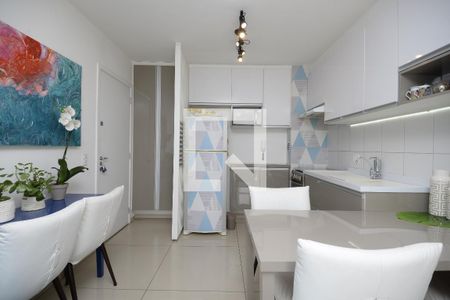 Apartamento à venda com 48m², 2 quartos e 1 vagaCozinha