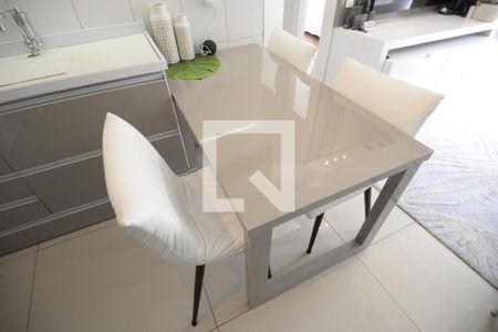 Apartamento à venda com 48m², 2 quartos e 1 vagaCozinha