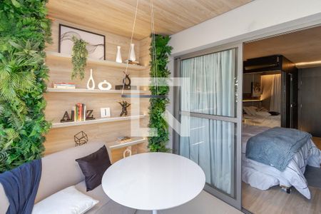 Varanda de kitnet/studio para alugar com 1 quarto, 32m² em Jardim das Acácias, São Paulo