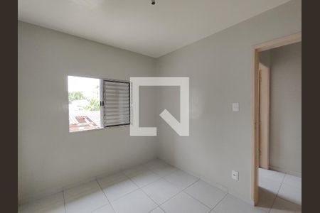 Quarto 2 de casa para alugar com 2 quartos, 64m² em Vila Romanópolis, Ferraz de Vasconcelos