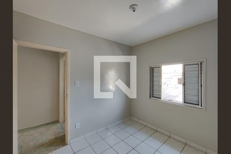 Quarto 2 de casa para alugar com 2 quartos, 65m² em Vila Romanópolis, Ferraz de Vasconcelos