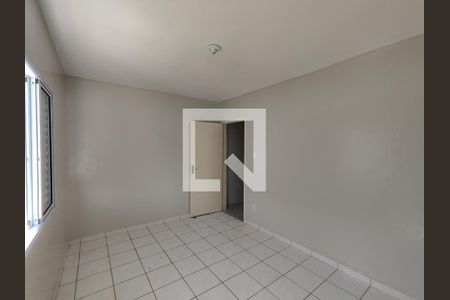 Quarto 1 de casa para alugar com 2 quartos, 65m² em Vila Romanópolis, Ferraz de Vasconcelos