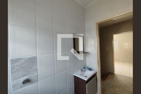 Casa para alugar com 65m², 2 quartos e 1 vagaBanheiro 1