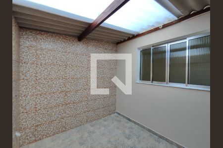Casa para alugar com 65m², 2 quartos e 1 vagaÁrea de Serviço