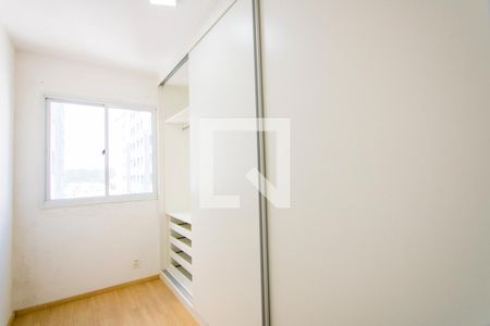 Quarto 2 de apartamento à venda com 2 quartos, 35m² em Parque São Vicente, Mauá