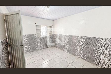 Quarto de casa para alugar com 1 quarto, 75m² em Vila Palmares, São Caetano do Sul