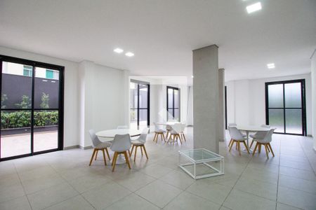 Apartamento para alugar com 59m², 2 quartos e 1 vaga Apartamento para alugar com 59m², 2 quartos e 1 vagaÁrea comum - Salão de festas