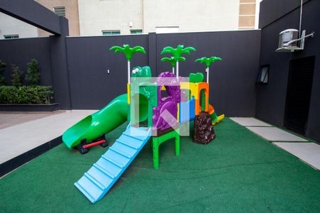 Apartamento para alugar com 59m², 2 quartos e 1 vaga Apartamento para alugar com 59m², 2 quartos e 1 vagaÁrea comum - Playground