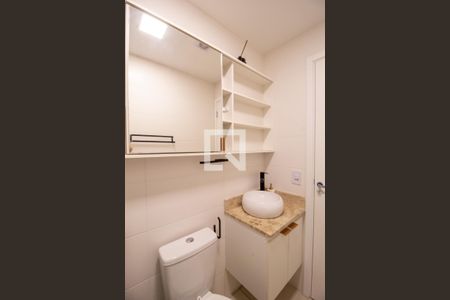 Apartamento para alugar com 59m², 2 quartos e 1 vaga Apartamento para alugar com 59m², 2 quartos e 1 vagaBanheiro da Suíte