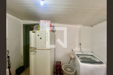 Casa à venda com 99m², 2 quartos e 3 vagasLavanderia