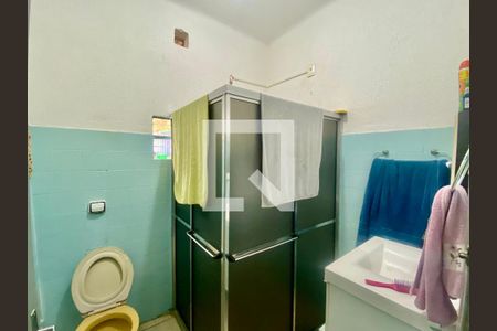 Casa à venda com 99m², 2 quartos e 3 vagasBanheiro