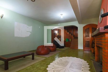 Casa à venda com 3 quartos, 200m² em Campo Belo, São Paulo