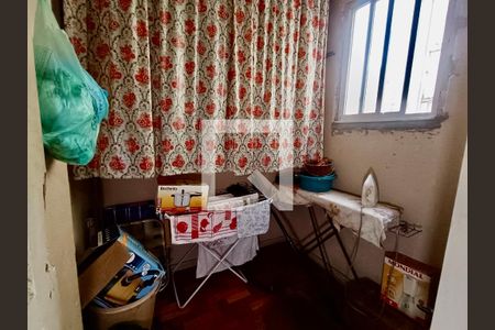 Apartamento à venda com 100m², 3 quartos e sem vagaQuarto serviço