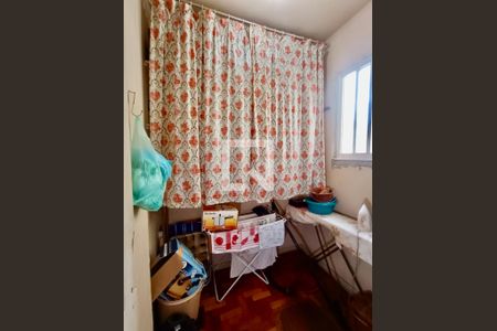 Apartamento à venda com 100m², 3 quartos e sem vagaQuarto serviço