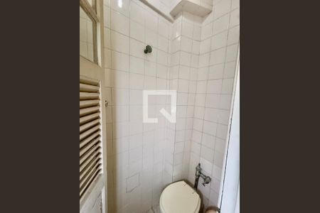 Apartamento à venda com 100m², 3 quartos e sem vagaBanheiro serviço
