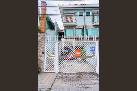 Casa à venda com 168m², 3 quartos e 4 vagasFachada