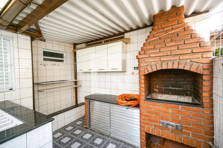 Casa para alugar com 250m², 2 quartos e 1 vagaTerraço