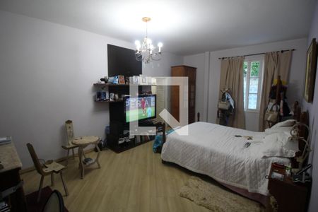 Casa à venda com 482m², 6 quartos e 5 vagas