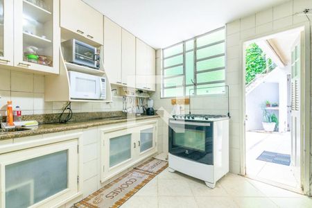 Casa à venda com 482m², 6 quartos e 5 vagas