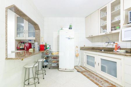 Casa à venda com 482m², 6 quartos e 5 vagas