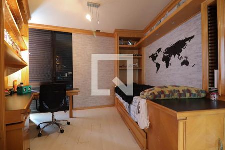 Casa à venda com 4 quartos, 800m² em Sumaré, São Paulo