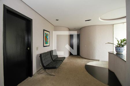 Corredor de casa à venda com 4 quartos, 800m² em Sumaré, São Paulo