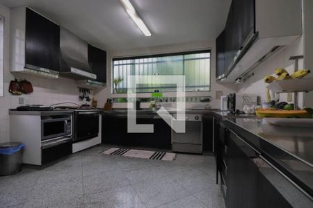 Casa à venda com 800m², 4 quartos e 10 vagas