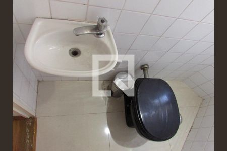 Apartamento à venda com 75m², 2 quartos e 2 vagasBanheiro Social